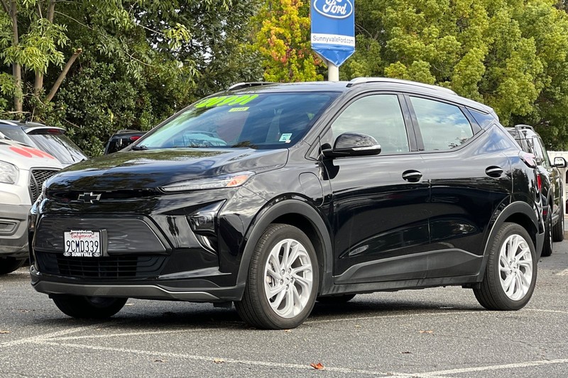 Chevrolet Bolt EUV Vehicle Full-screen Gallery Image 08