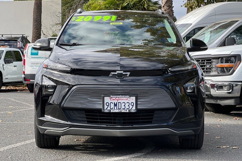 Chevrolet Bolt EUV Vehicle Full-screen Gallery Image 09