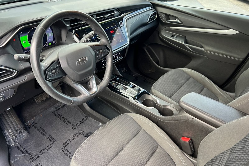 Chevrolet Bolt EUV Vehicle Full-screen Gallery Image 10