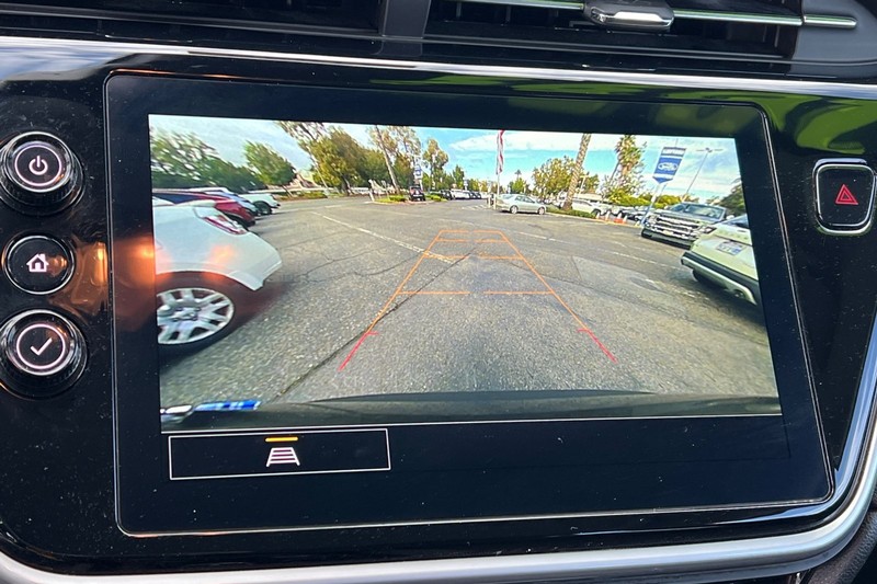 Chevrolet Bolt EUV Vehicle Full-screen Gallery Image 19