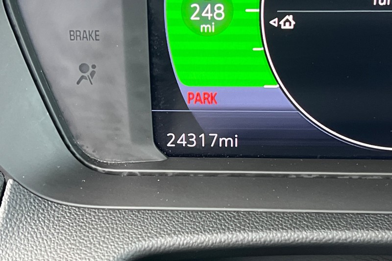 Chevrolet Bolt EUV Vehicle Full-screen Gallery Image 25