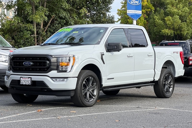 Ford F-150 Vehicle Full-screen Gallery Image 08