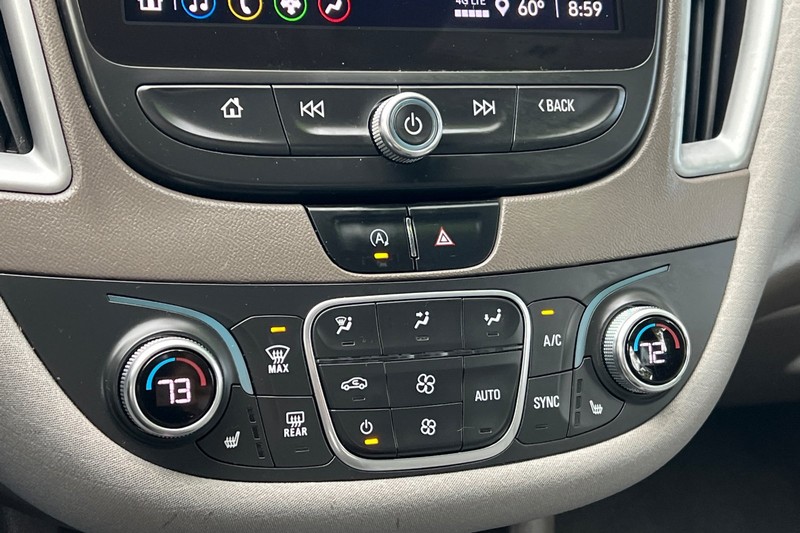 Chevrolet Malibu Vehicle Full-screen Gallery Image 19