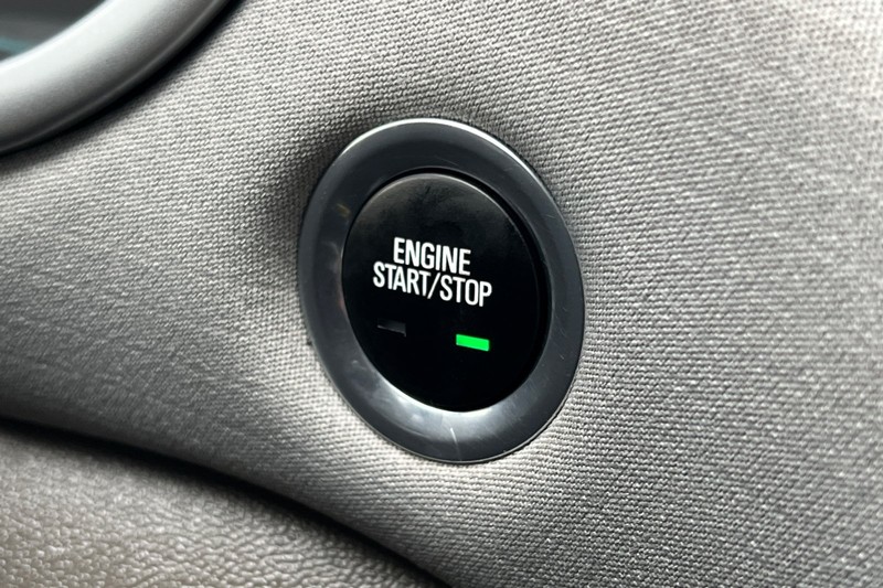 Chevrolet Malibu Vehicle Full-screen Gallery Image 21