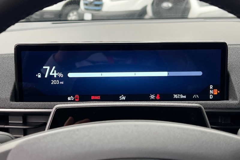 Ford Mustang Mach-E Vehicle Full-screen Gallery Image 25