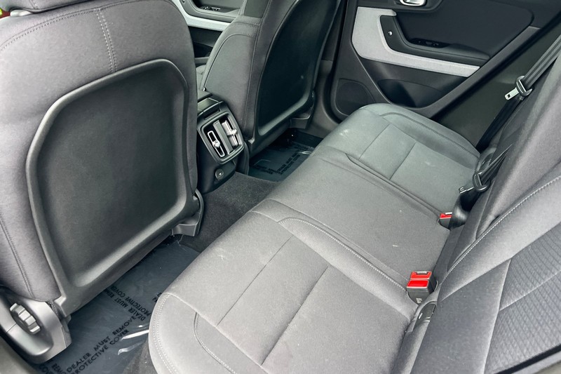 Polestar 2 Vehicle Full-screen Gallery Image 12