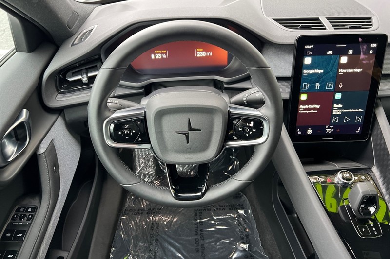Polestar 2 Vehicle Full-screen Gallery Image 14