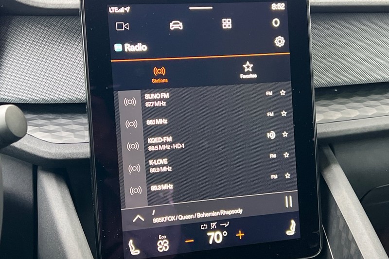 Polestar 2 Vehicle Full-screen Gallery Image 18