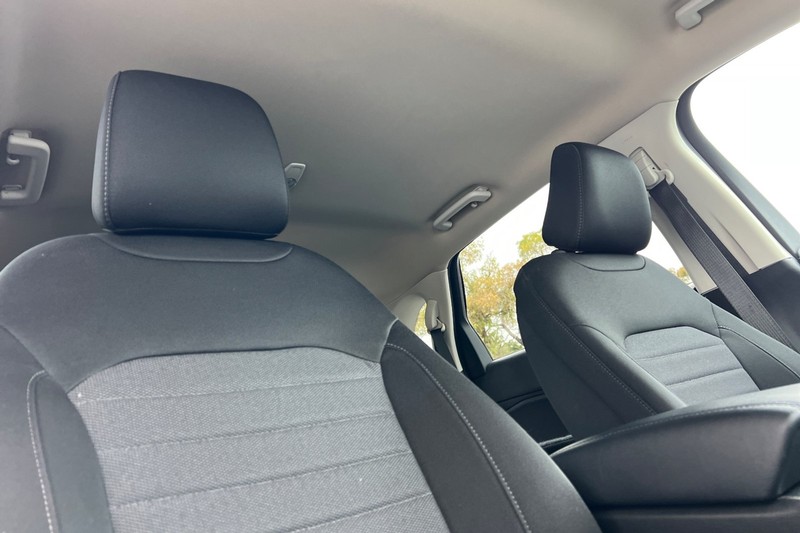 Ford Edge Vehicle Full-screen Gallery Image 18