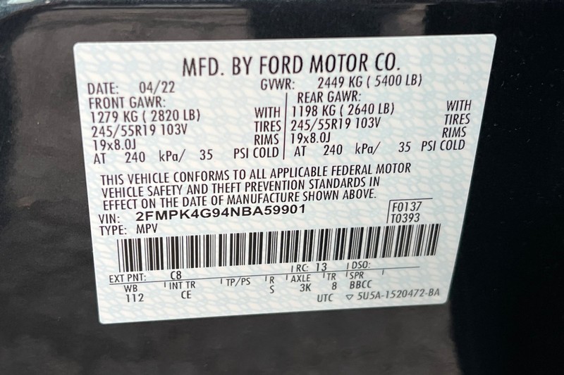 Ford Edge Vehicle Full-screen Gallery Image 29