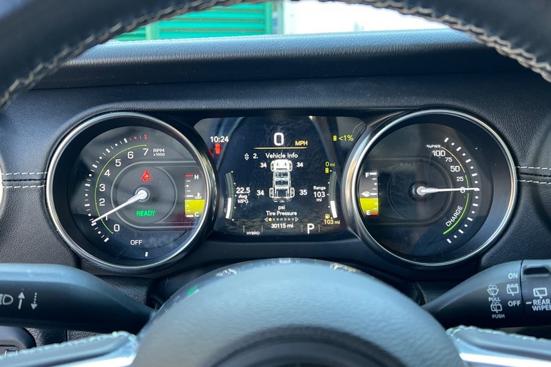 Jeep Wrangler 4xe Vehicle Full-screen Gallery Image 25