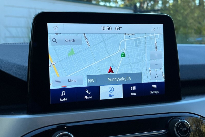 Ford Escape Vehicle Full-screen Gallery Image 20