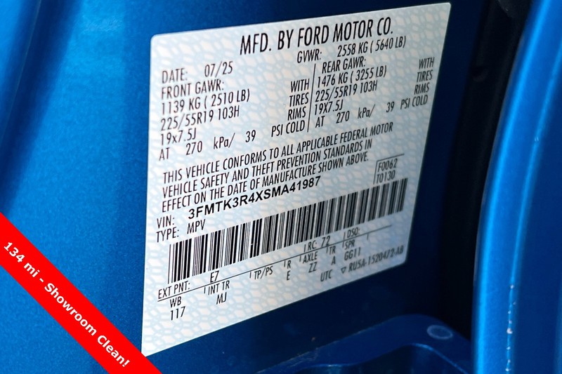 Ford Mustang Mach-E Vehicle Full-screen Gallery Image 29