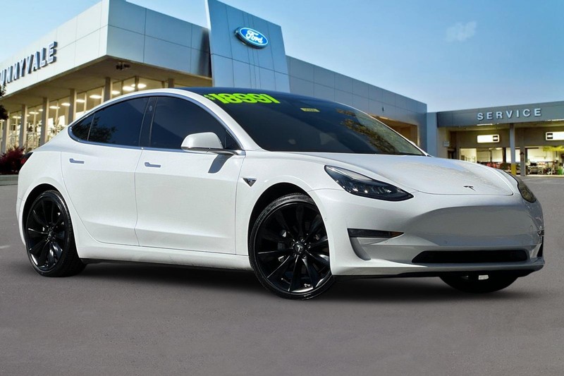 Tesla Model 3 Vehicle Full-screen Gallery Image 02