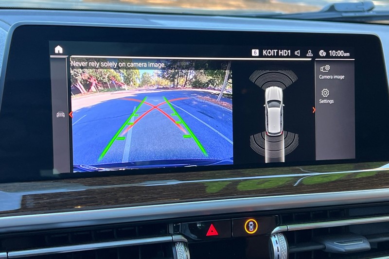 BMW X3 Vehicle Full-screen Gallery Image 20