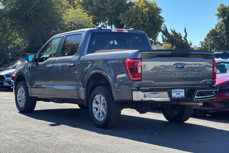 Ford F-150 Vehicle Full-screen Gallery Image 06