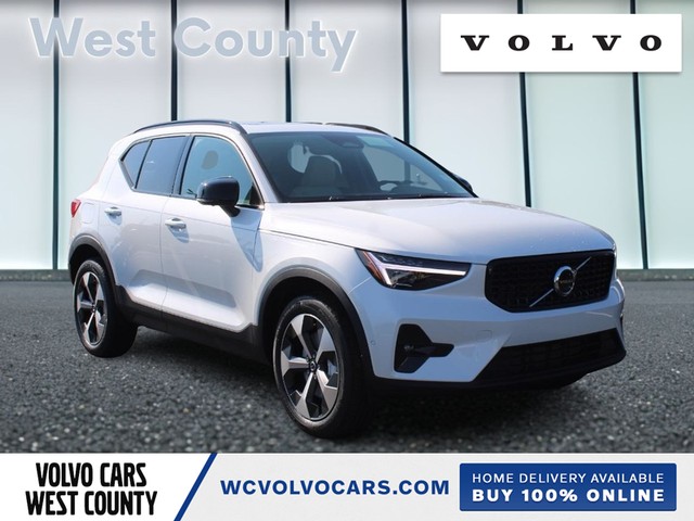 2025 Volvo XC40 Plus Dark Theme at Suntrup West County Volvo in Ballwin MO