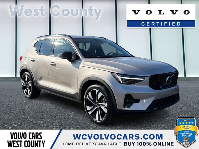 2023 Volvo XC40 Ultimate Dark Theme at Suntrup West County Volvo in Ballwin MO