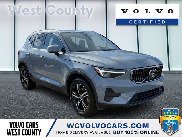 2024 Volvo XC40 Core Dark Theme at Suntrup West County Volvo in Ballwin MO