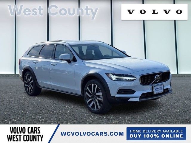 Ballwin MO 2025 Volvo V90 Cross Country more details - volvo v90 cross country