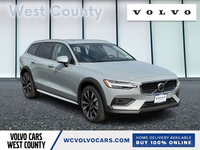 Ballwin MO 2025 Volvo V60 Cross Country more details - volvo v60 cross country