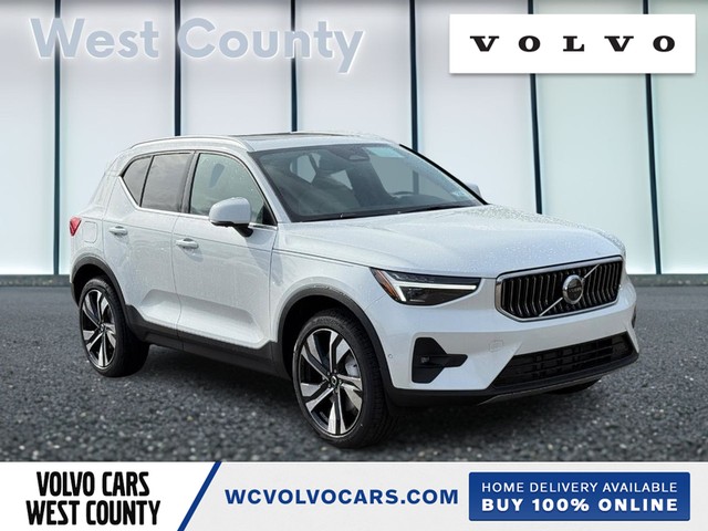 2025 Volvo XC40 Ultra Bright Theme at Suntrup West County Volvo in Ballwin MO