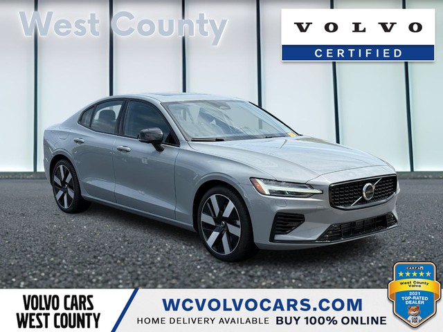 2024 Volvo S60 Recharge Plug-In Hybrid Plus Dark Theme at Suntrup West County Volvo in Ballwin MO