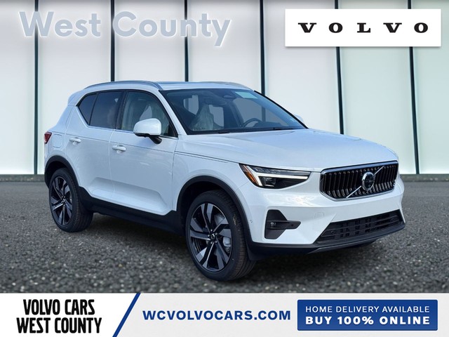 2025 Volvo XC40 Ultra Bright Theme at Suntrup West County Volvo in Ballwin MO