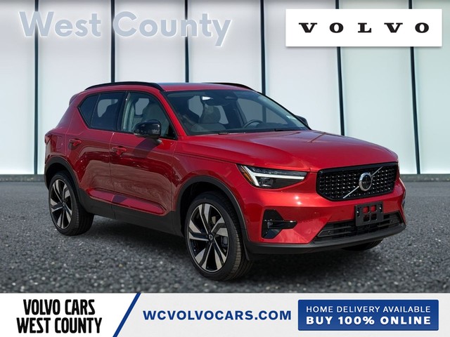 2025 Volvo XC40 Ultra Dark Theme at Suntrup West County Volvo in Ballwin MO