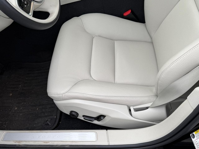 2026 Volvo V60 Cross Country Plus - Photo 11