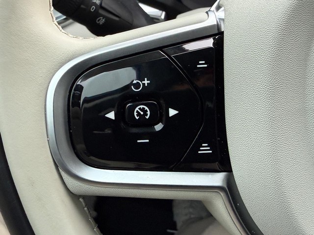 2026 Volvo V60 Cross Country Plus - Photo 12