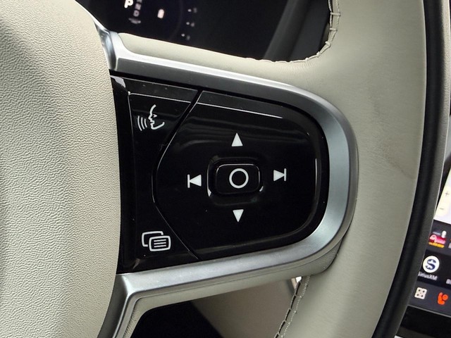 2026 Volvo V60 Cross Country Plus - Photo 13