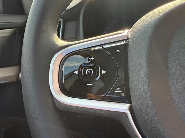 2026 Volvo XC90 Plus - Photo 13