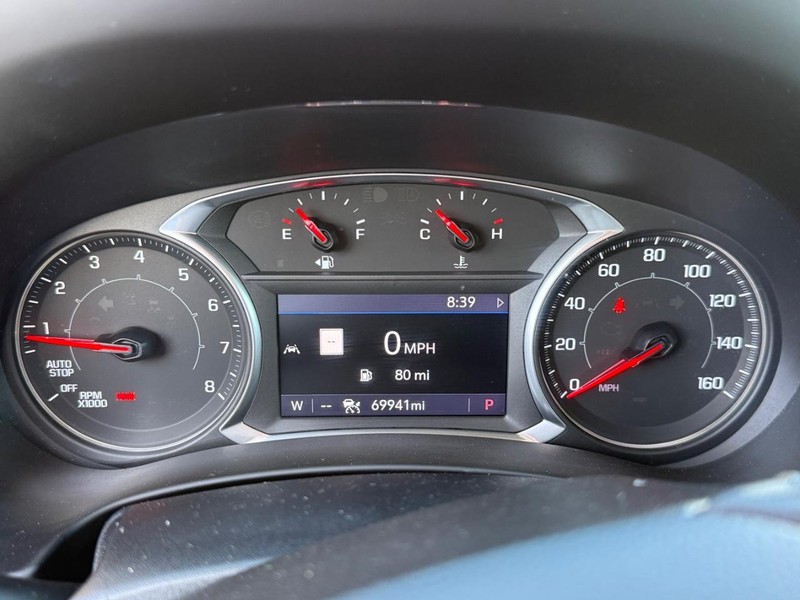 GMC Terrain Vehicle Full-screen Gallery Image 19