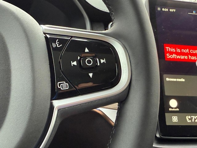 2026 Volvo XC90 Plus - Photo 14