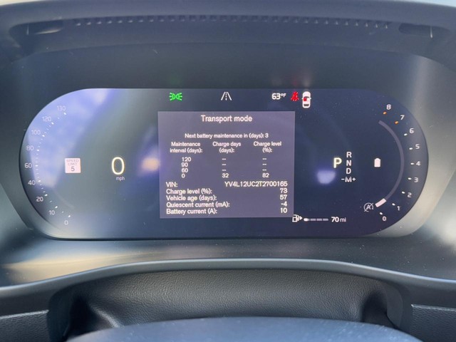 2026 Volvo XC40 Plus - Photo 14