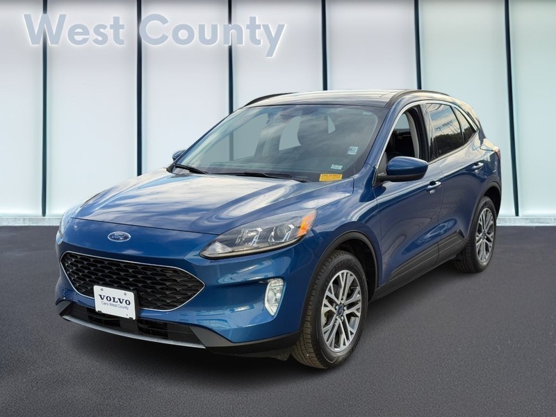 Ford Escape Vehicle Full-screen Gallery Image 08