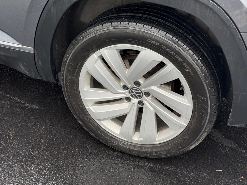 Volkswagen Atlas Vehicle Full-screen Gallery Image 07