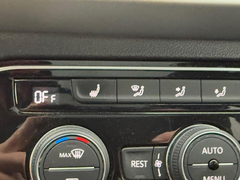 Volkswagen Atlas Vehicle Full-screen Gallery Image 22