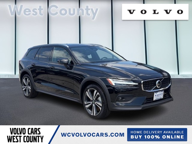 Ballwin MO 2026 Volvo V60 Cross Country more details - volvo v60 cross country