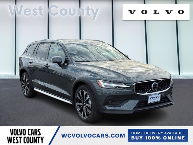 Ballwin MO 2026 Volvo V60 Cross Country more details - volvo v60 cross country