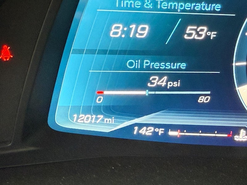 Chevrolet Corvette Vehicle Full-screen Gallery Image 20