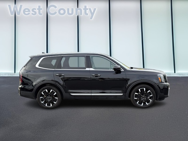 Kia Telluride Vehicle Full-screen Gallery Image 02