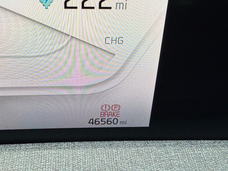 Kia EV6 Vehicle Full-screen Gallery Image 20