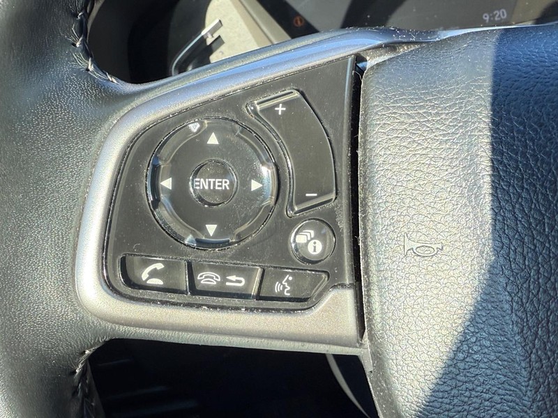 Honda CR-V Vehicle Full-screen Gallery Image 17