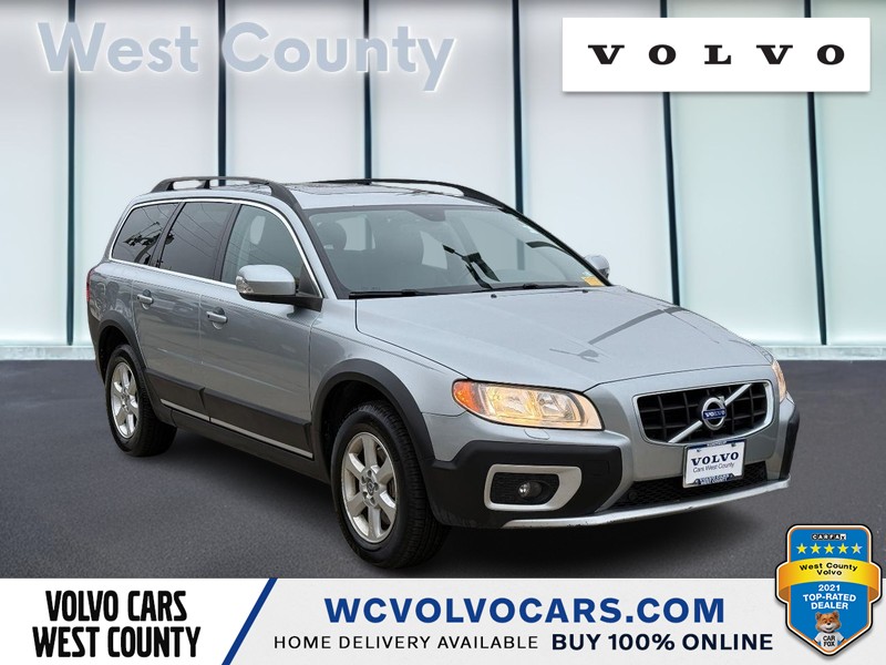 Volvo XC70 Vehicle Full-screen Gallery Image 01