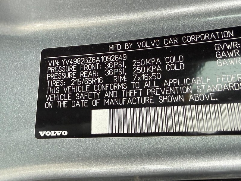 Volvo XC70 Vehicle Full-screen Gallery Image 22