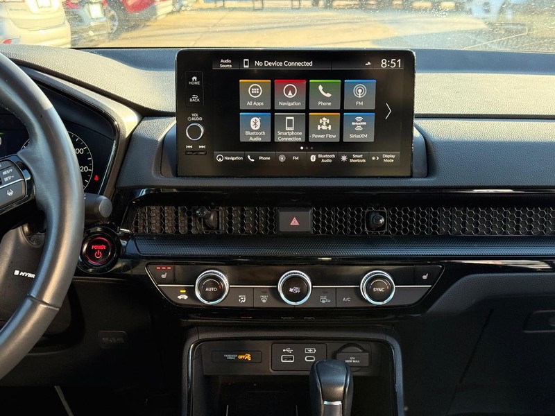 Honda CR-V Hybrid Vehicle Full-screen Gallery Image 13