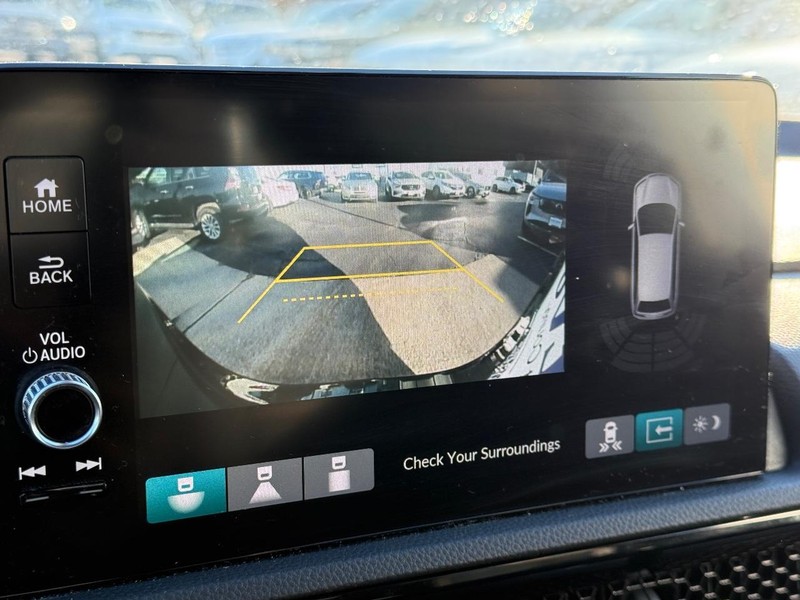 Honda CR-V Hybrid Vehicle Full-screen Gallery Image 21