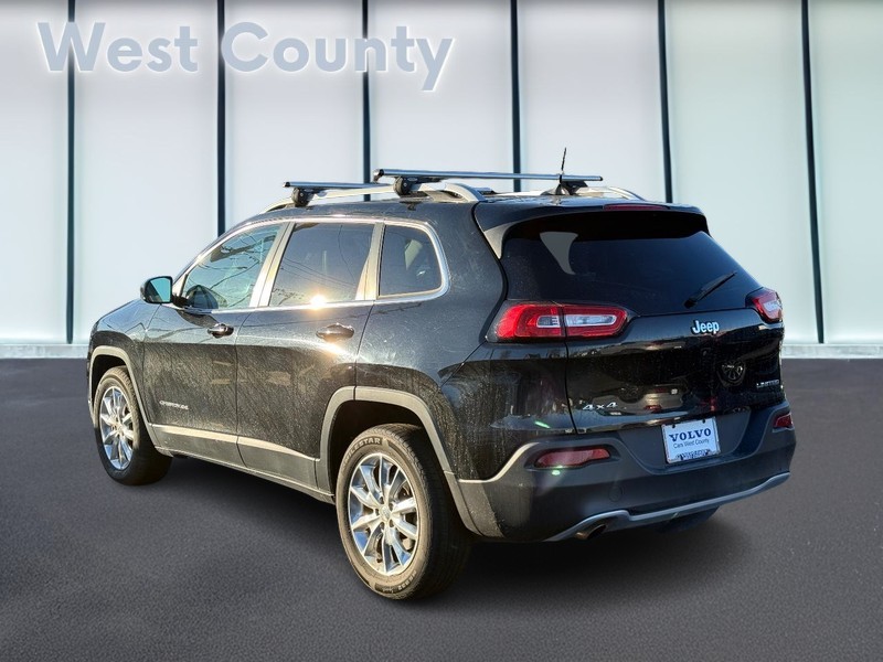 Jeep Cherokee Vehicle Full-screen Gallery Image 07